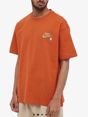 Nike Radiant Sole 100% Cotton Short Sleeve T-Shirt size large Desert Orange